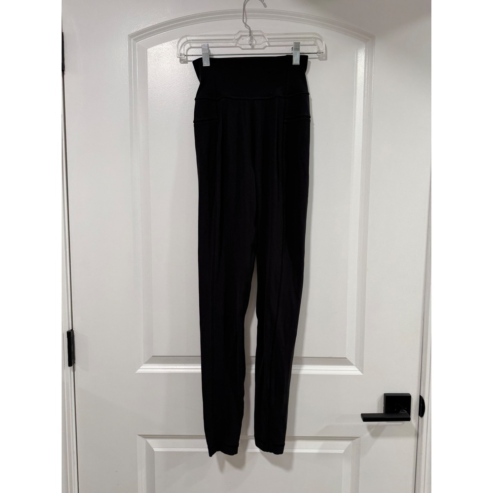 Lululemon Black High Rise Leggings with Side Pockets Size 4 yoga pants